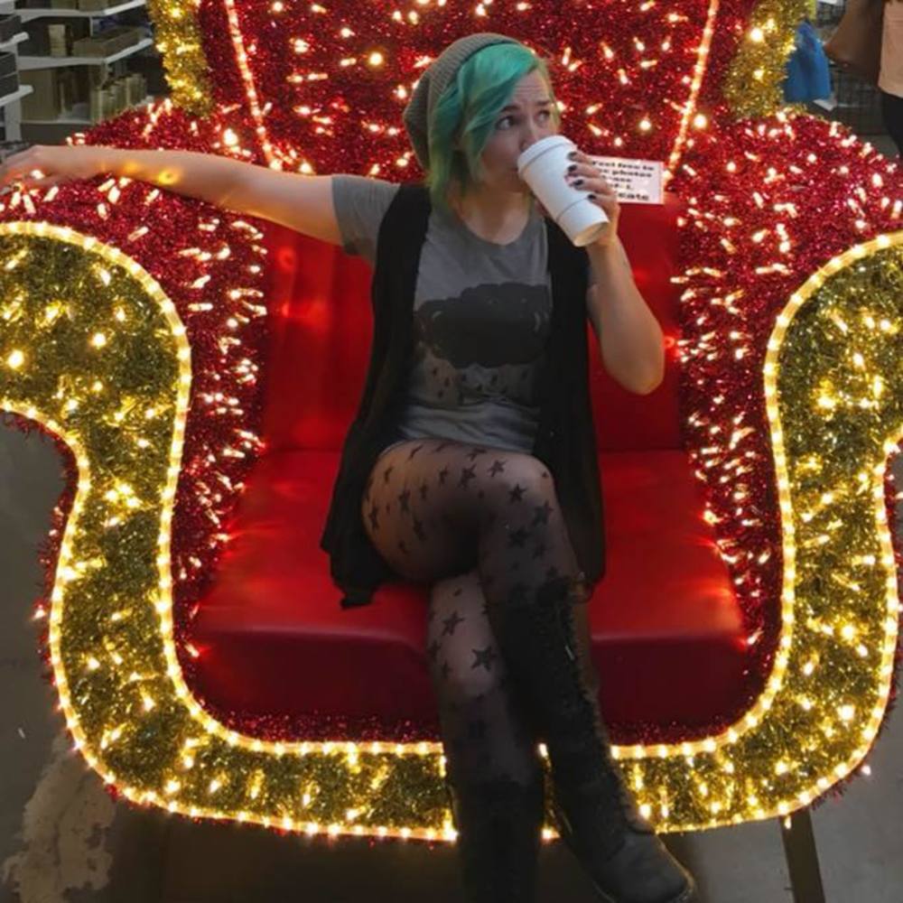 Meet your Posher, Kiri